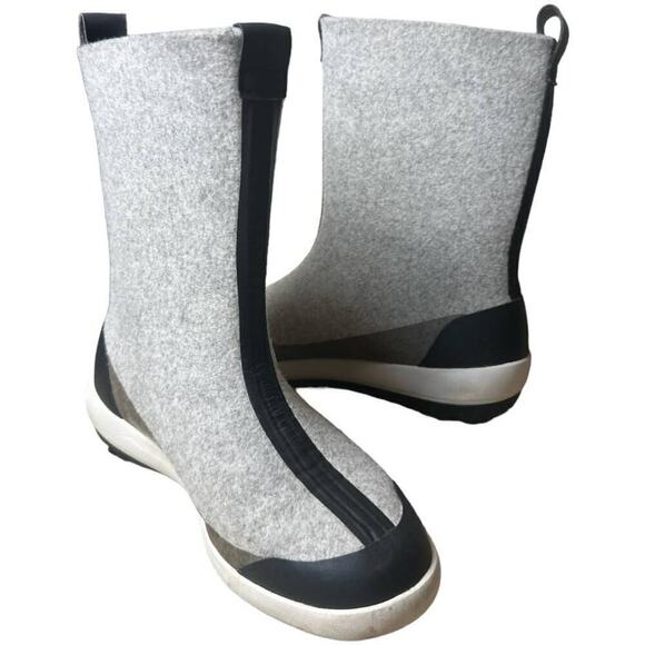 Adidas Climawarm Traxion Gray Felt Winter Boots Women's Size 7 - Picture 1 of 9